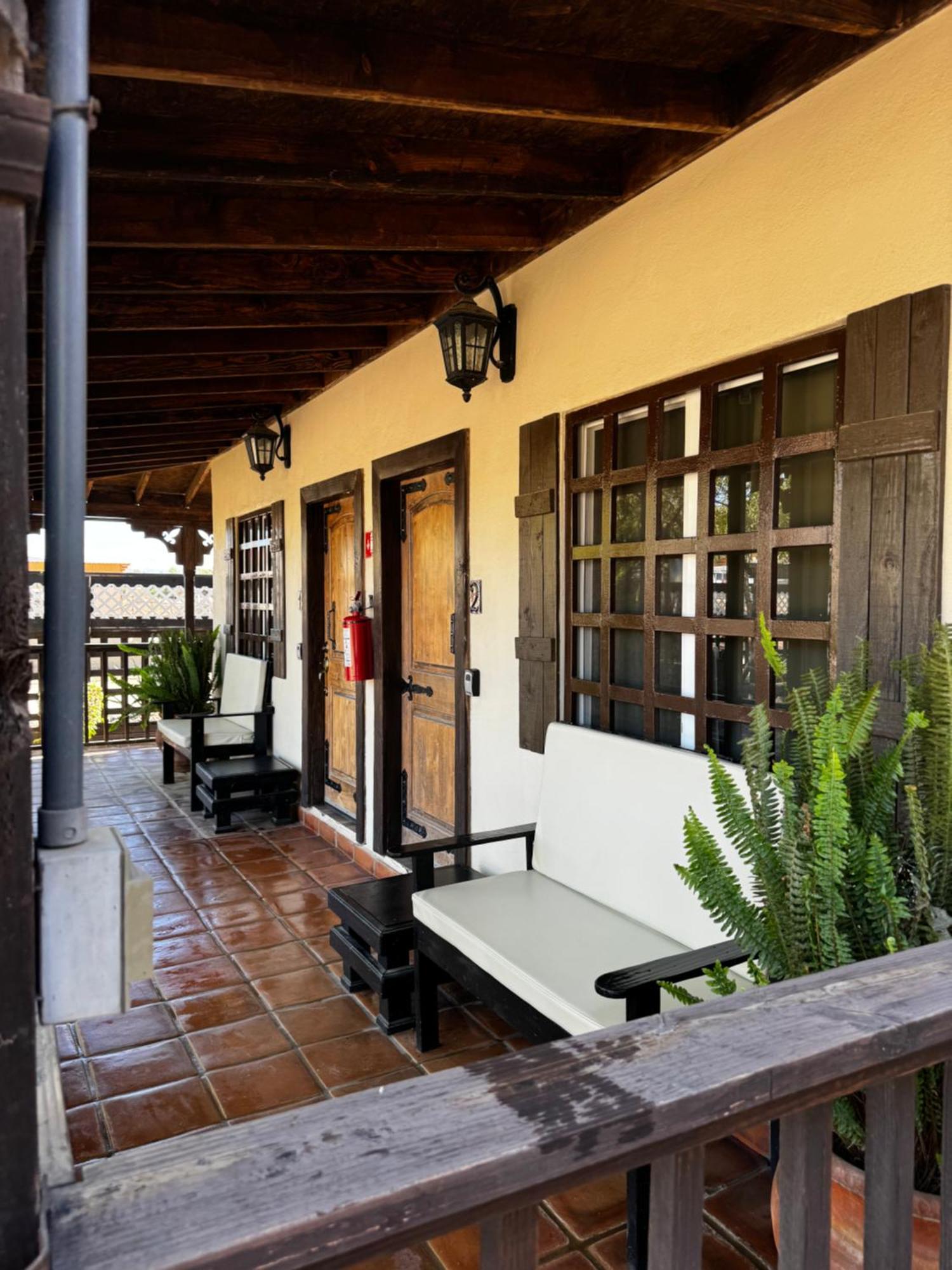Hotel Estancita Elena Valle de Guadalupe Exterior foto